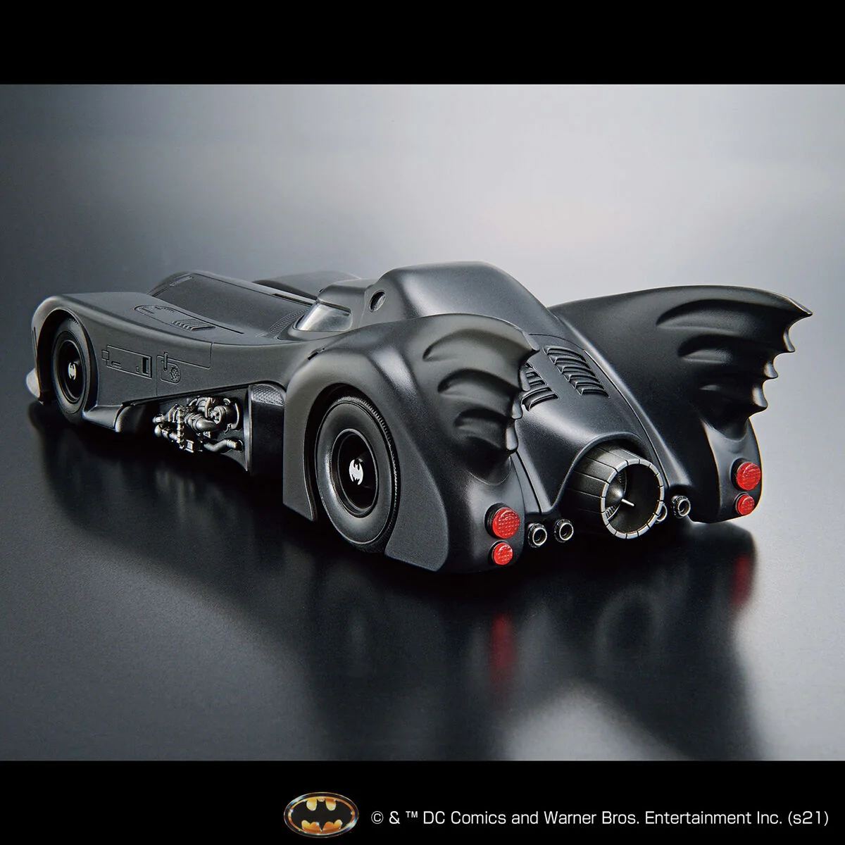 Bandai - 1/35 SCALE Batmobile 1989's (Batman Ver.) - Image 3