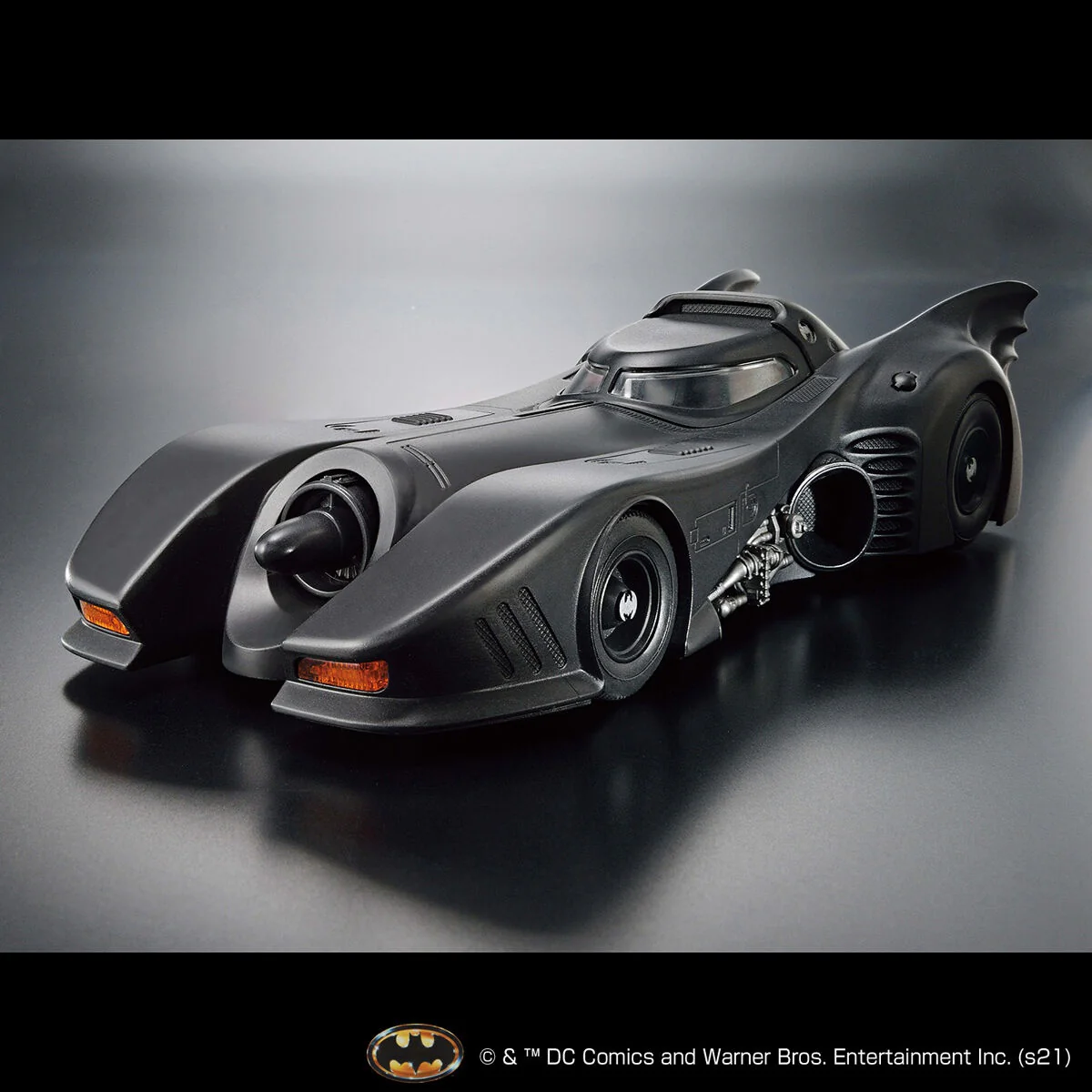 Bandai - 1/35 SCALE Batmobile 1989's (Batman Ver.) - Image 7