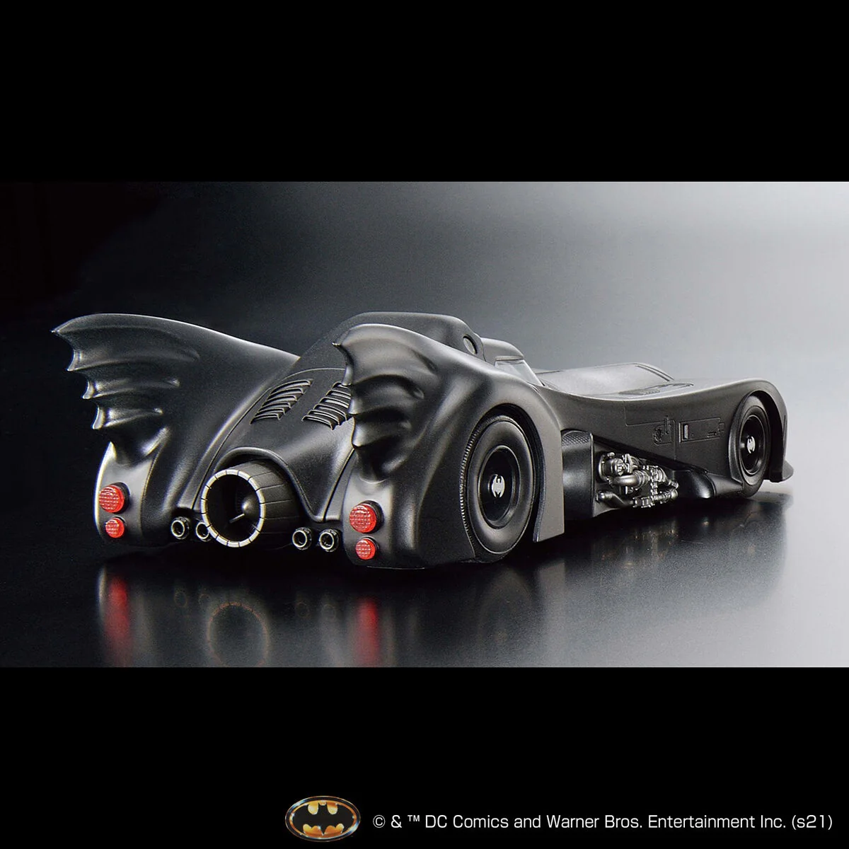 Bandai - 1/35 SCALE Batmobile 1989's (Batman Ver.) - Image 8