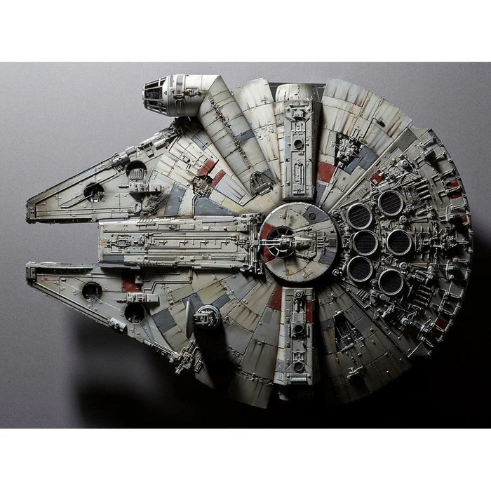 Bandai Star Wars - PG 1/72 A New Hope Millennium Falcon Model Kit - Image 2