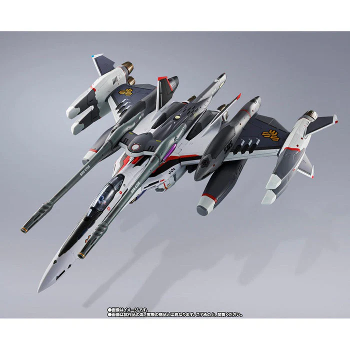 Bandai - Tamashii Nations DX Chogokin VF-25F Tornado Messiah Valkyrie (Alto Saotome Use) Revival Ver. - Image 3