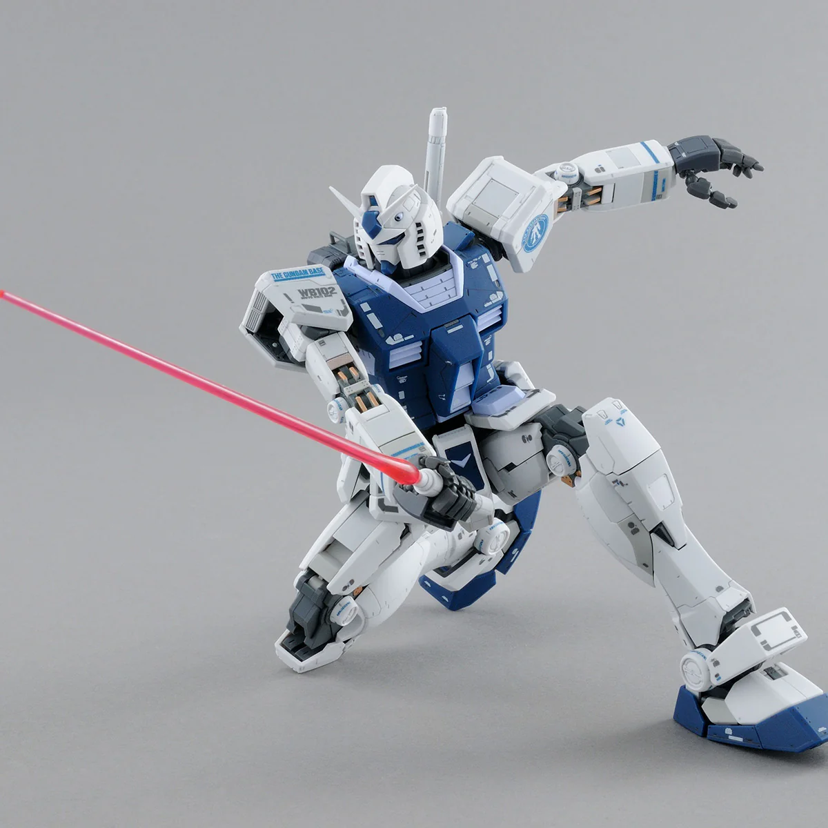 GUNDAM - MG 1/100 Gundam Base Limited RX-78-2 Ver. 3.0 [Gundam Base Color] - Image 3