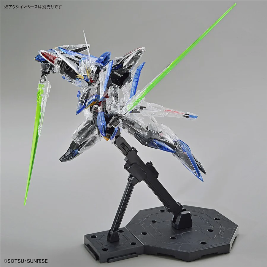GUNDAM - 1/100 MG The Gundam Base Limited: Eclipse Gundam Clear Color - Image 4