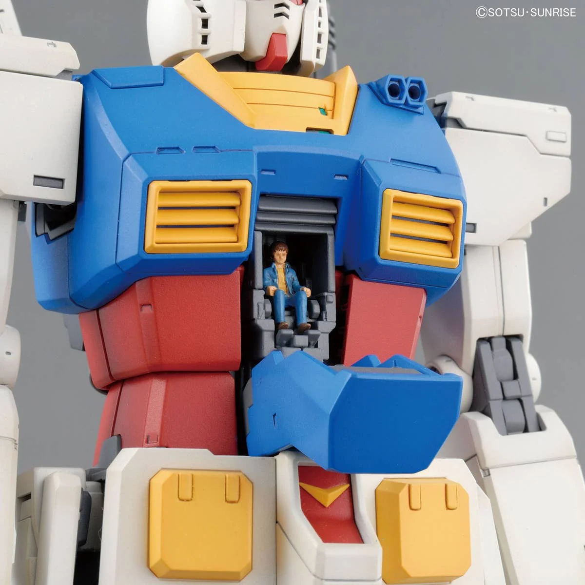 GUNDAM - 1/100 MG The Origin RX-78-02 Gundam - Image 3