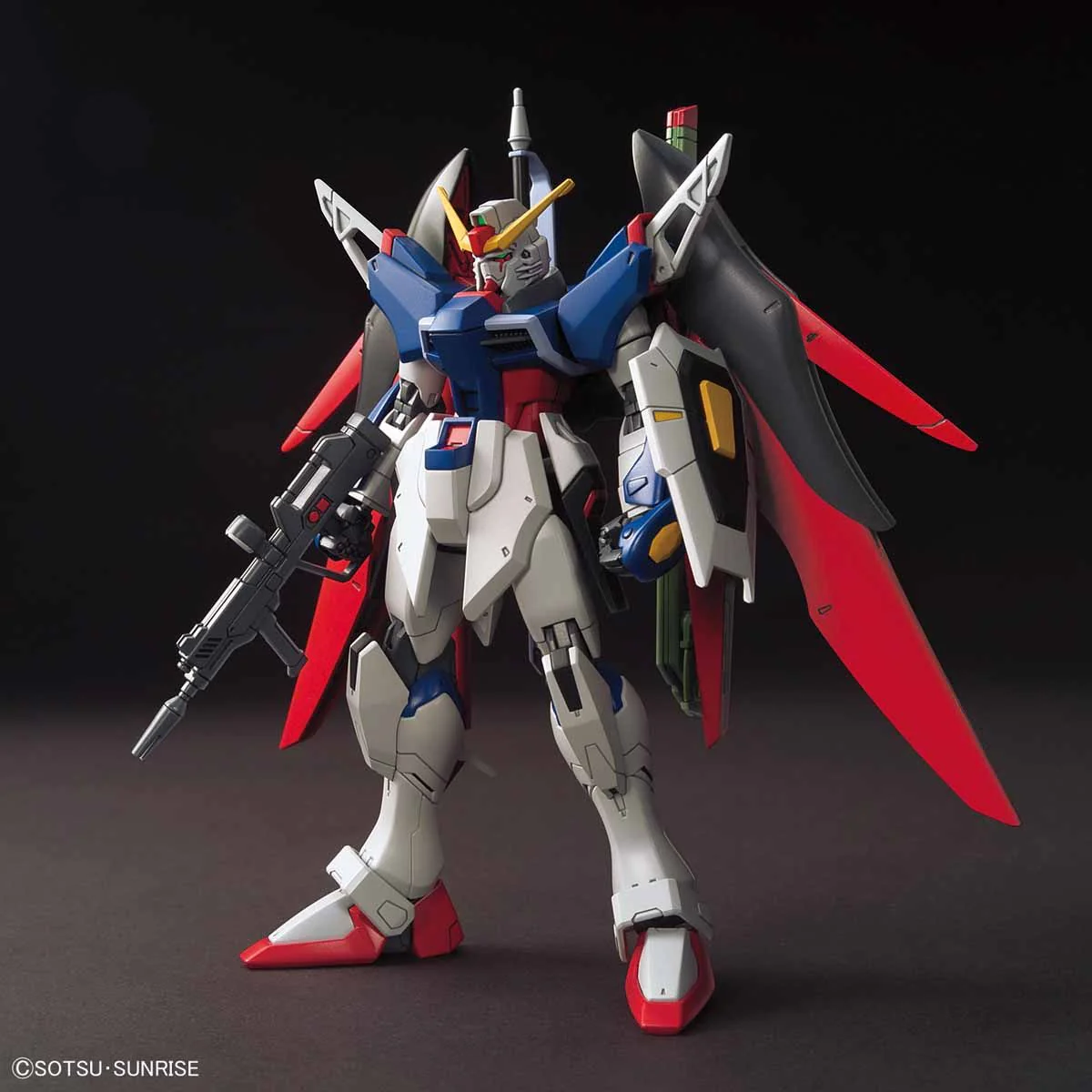 GUNDAM - 1/144 HGCE Destiny Gundam