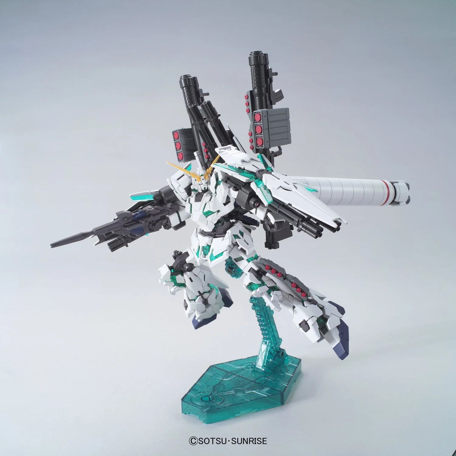 GUNDAM - HGUC 1/144 Full Armor Unicorn Gundam (Destroy Mode) - Image 4