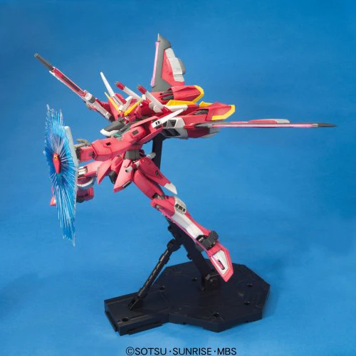 GUNDAM - MG 1/100 Infinite Justice Gundam - Image 4