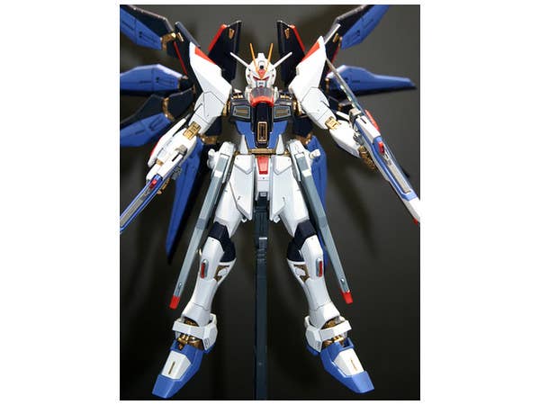 GUNDAM - MG 1/100 Strike Freedom Gundam Full Burst Mode - Image 7