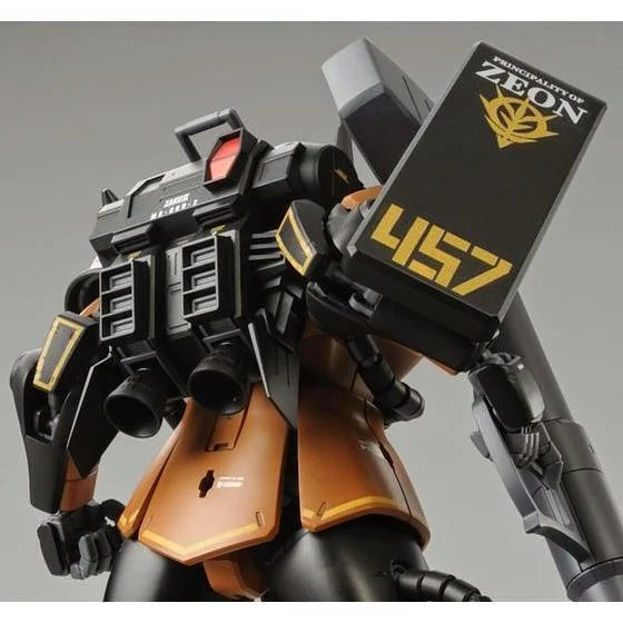 GUNDAM - P-Bandai 1/100 MG MS-06R-2 High Mobility Zaku II [Gabby Hazard Colors] - Image 10
