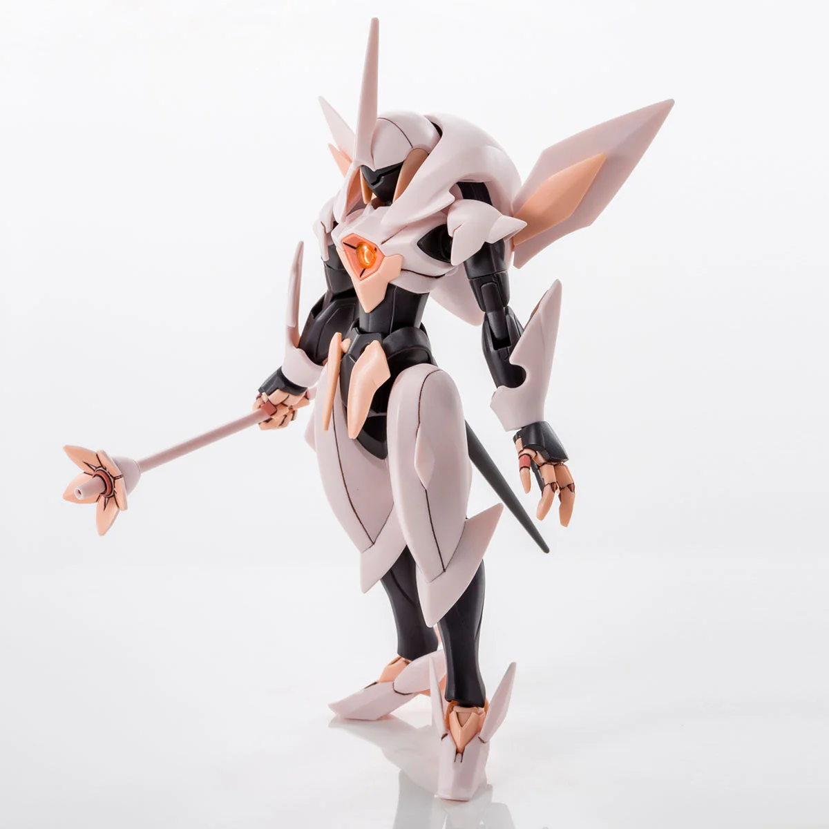 GUNDAM - P-Bandai 1/144 HG Fawn Farsia - Image 2