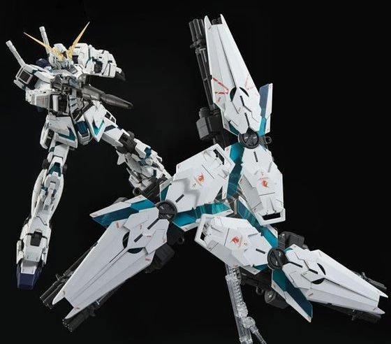 GUNDAM - P-Bandai 1/60 PG Unicorn Gundam (Final Battle Version) - Image 2