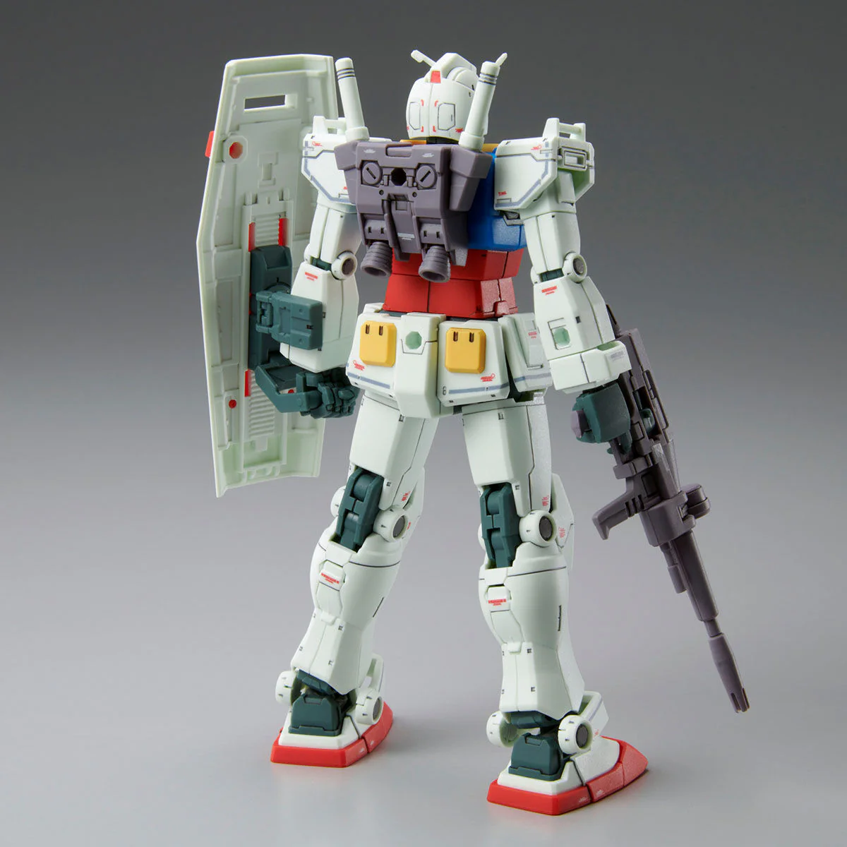 GUNDAM - P-Bandai HG 1/144 RX-78-02 Gundam (Cucuruz Doan’s Island Ver.) Minor Box Damage - Image 3