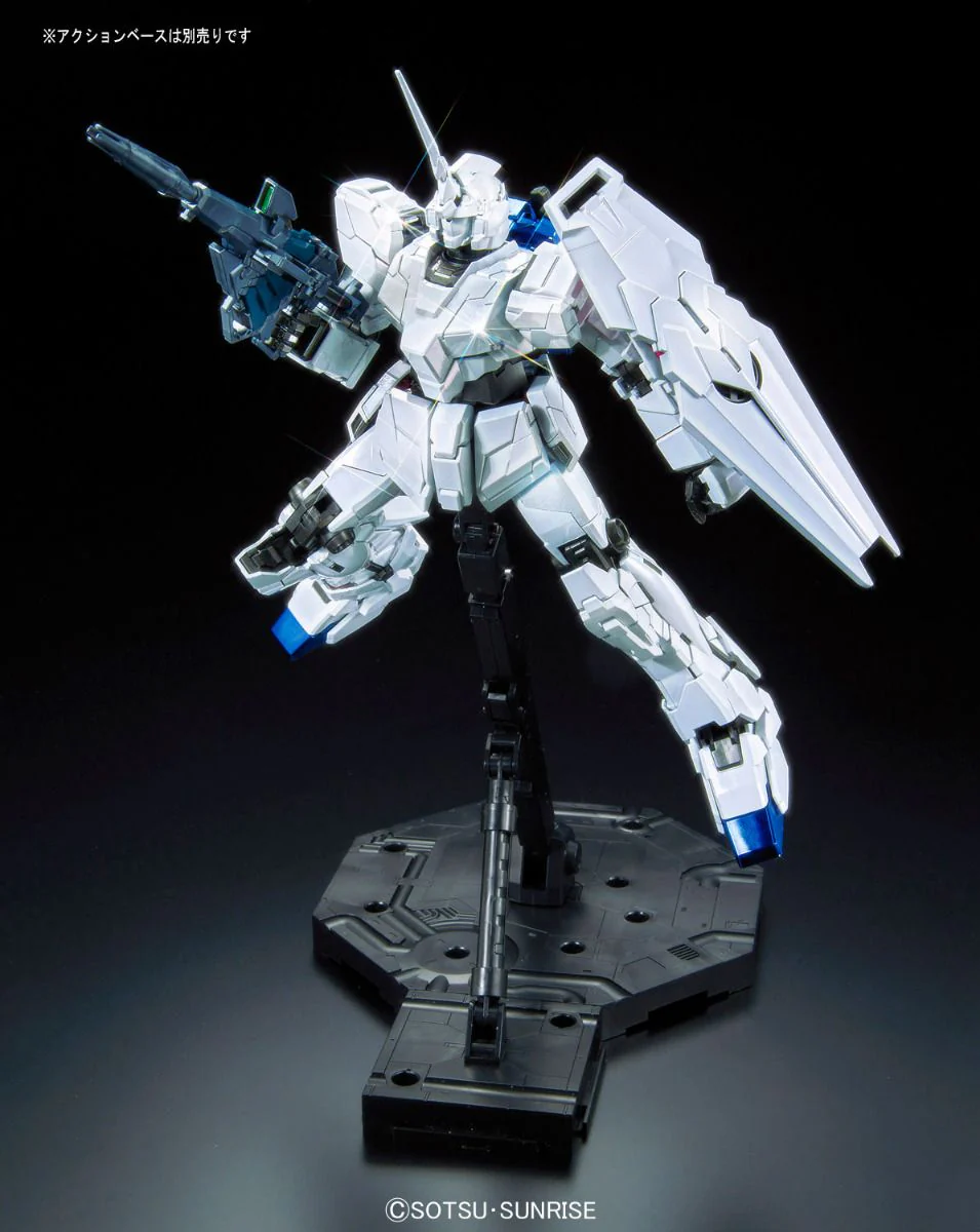 GUNDAM - P-Bandai MG 1/100 RX-0 Unicorn Gundam (Red or Green Frame Twin Frame Edition) Titanium Finish - Image 10