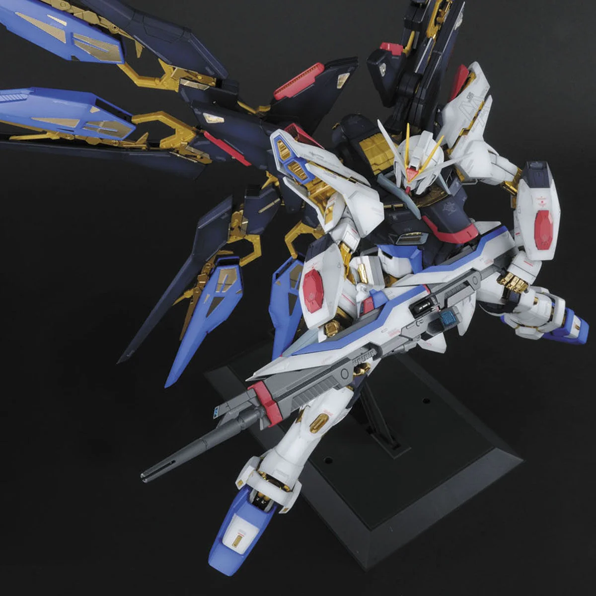 GUNDAM - PG 1/60 Strike Freedom - Image 4
