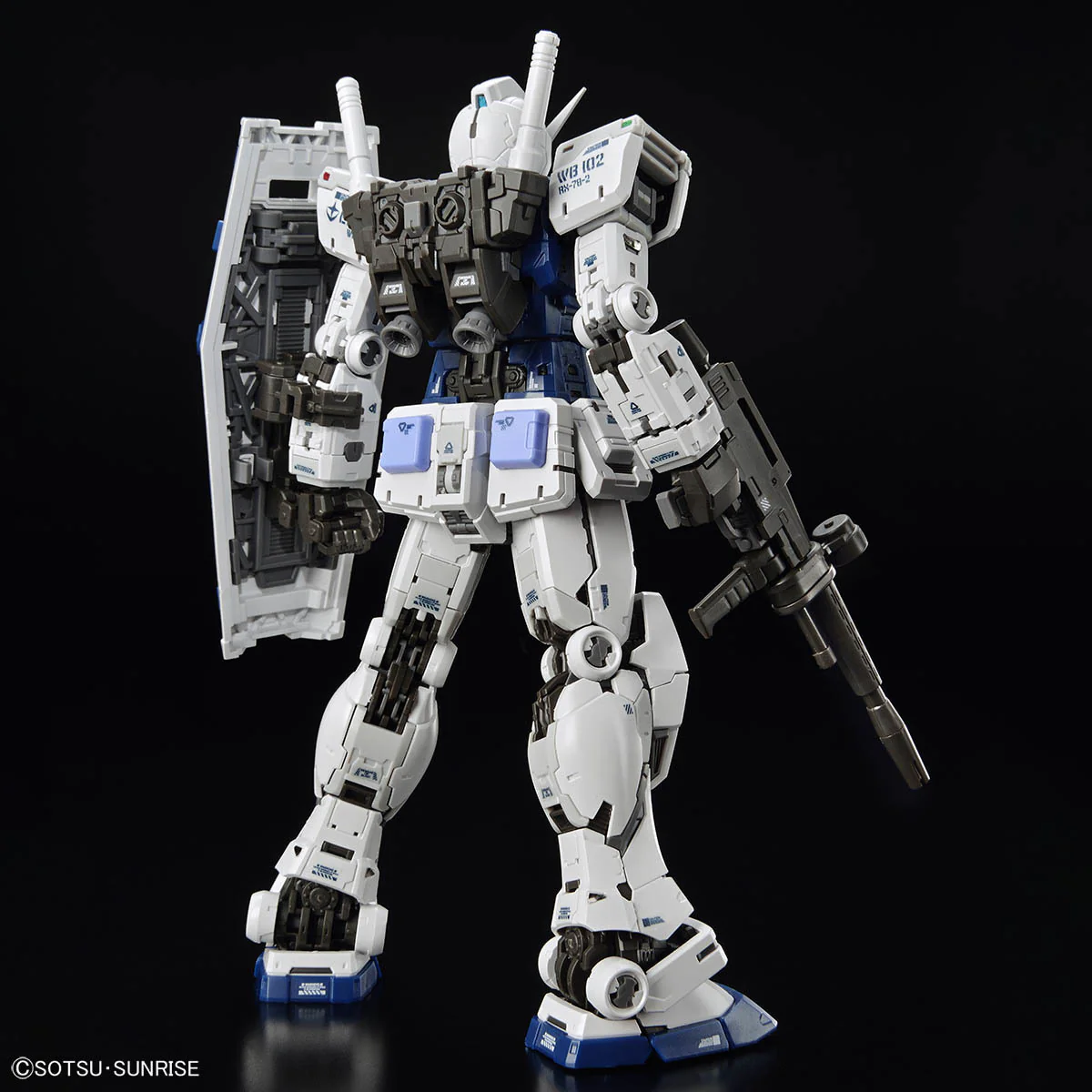 GUNDAM - RG 1/144 The Gundam Base Limited: RX-78-2 Gundam Ver.2.0 [Gundam Base Color] [PRE-ORDER] - Image 2