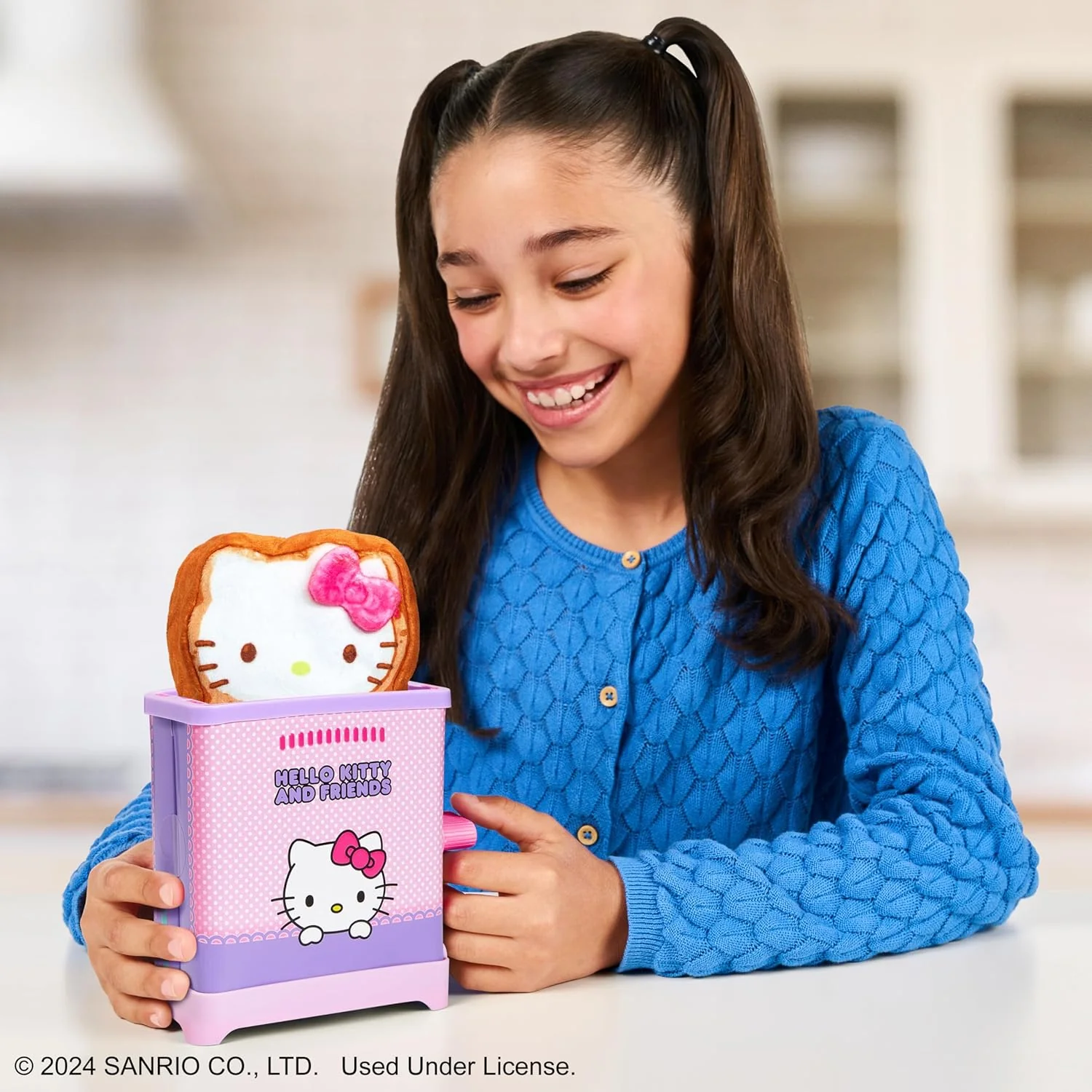 Hello Kitty - Cookeez Makery Toasty Treatz Toaster with Scented Plush - Image 11