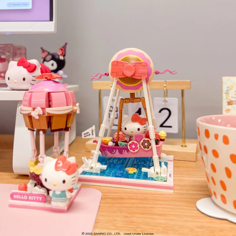 Hello Kitty - Kuromi Summer Wunderland Theme Park Swing Ride Building Blocks - Image 7
