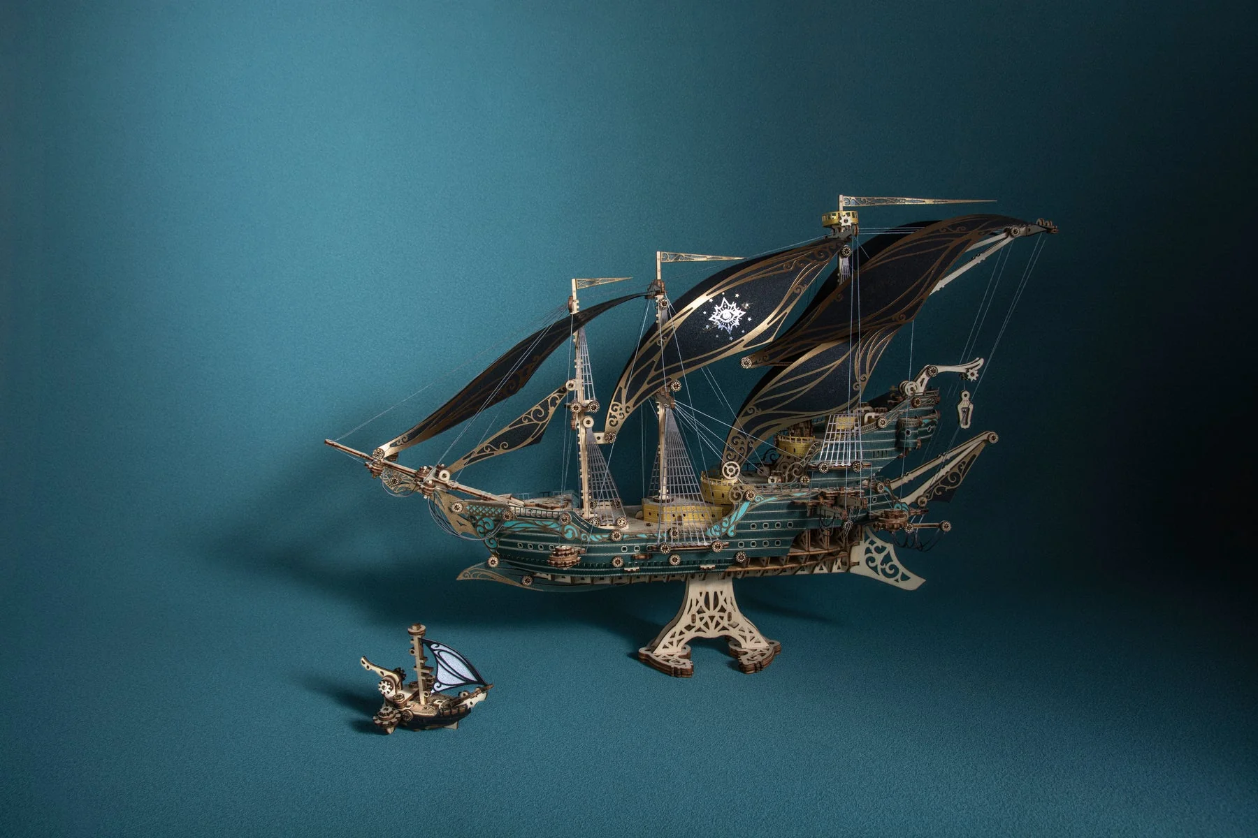 HowCat Corsair Future 3d Wooden Puzzle - Image 8