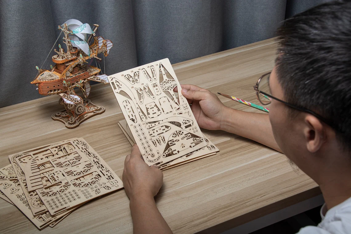 HowCat Masterpiece Fantasy Airships 3d Wooden Puzzle - Image 11