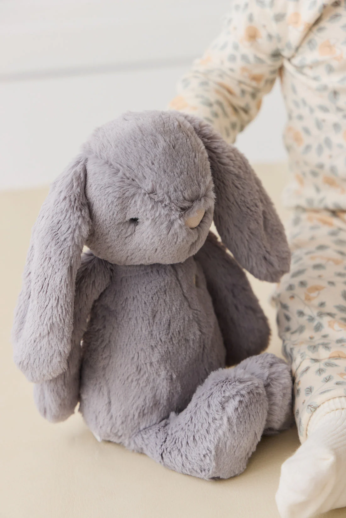 Jamie Kay - Snuggle Bunnies Penelope the Bunny Silver - Image 4