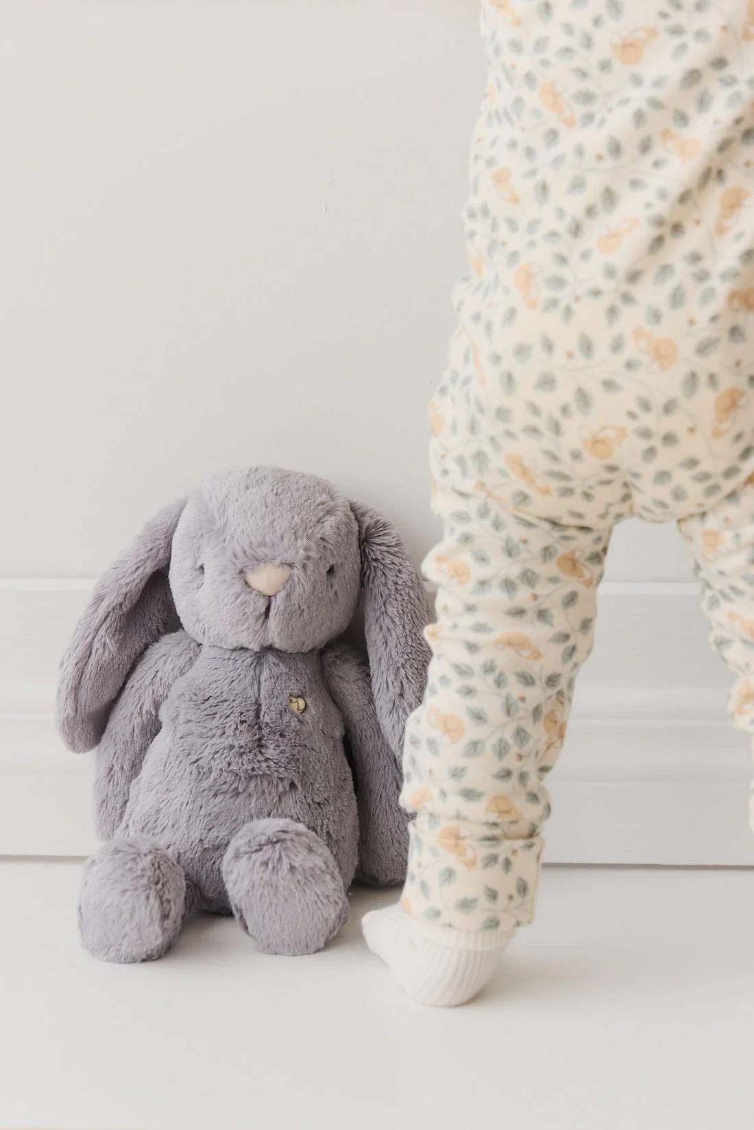 Jamie Kay - Snuggle Bunnies Penelope the Bunny Silver - Image 6