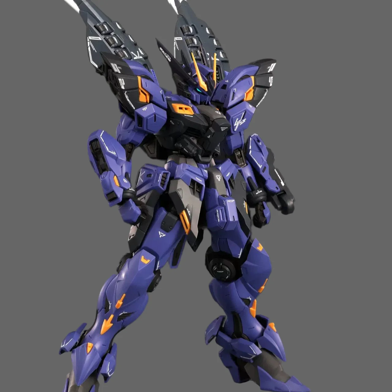 JiangZuo Studio x CaesarWorks - MG 1/100 Lycoris Model Kit