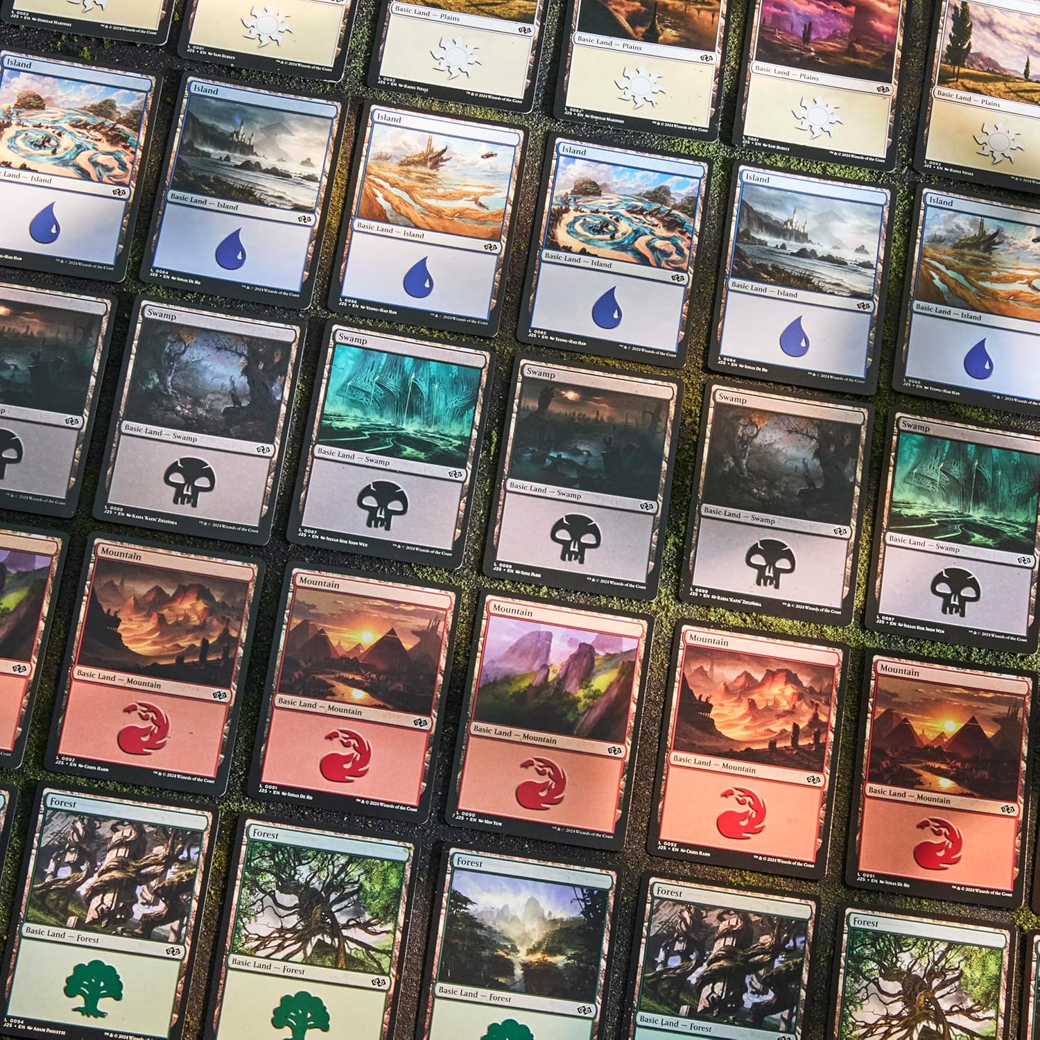 Magic The Gathering - Tarkir Dragonstorm Land Station - Image 7