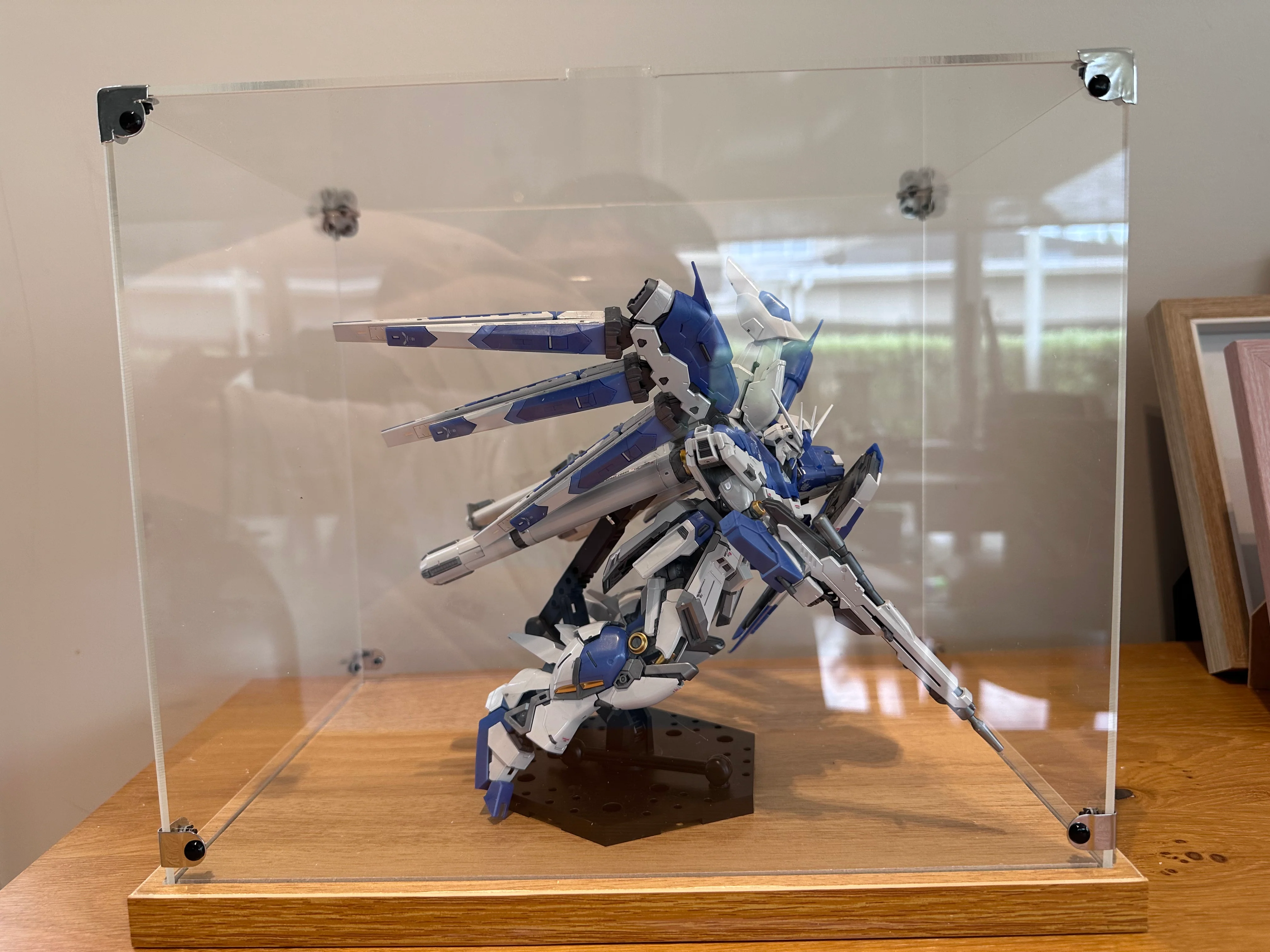 Model Kit and Figures Display Box(Acrylic Case) - Wooden Base - Image 4