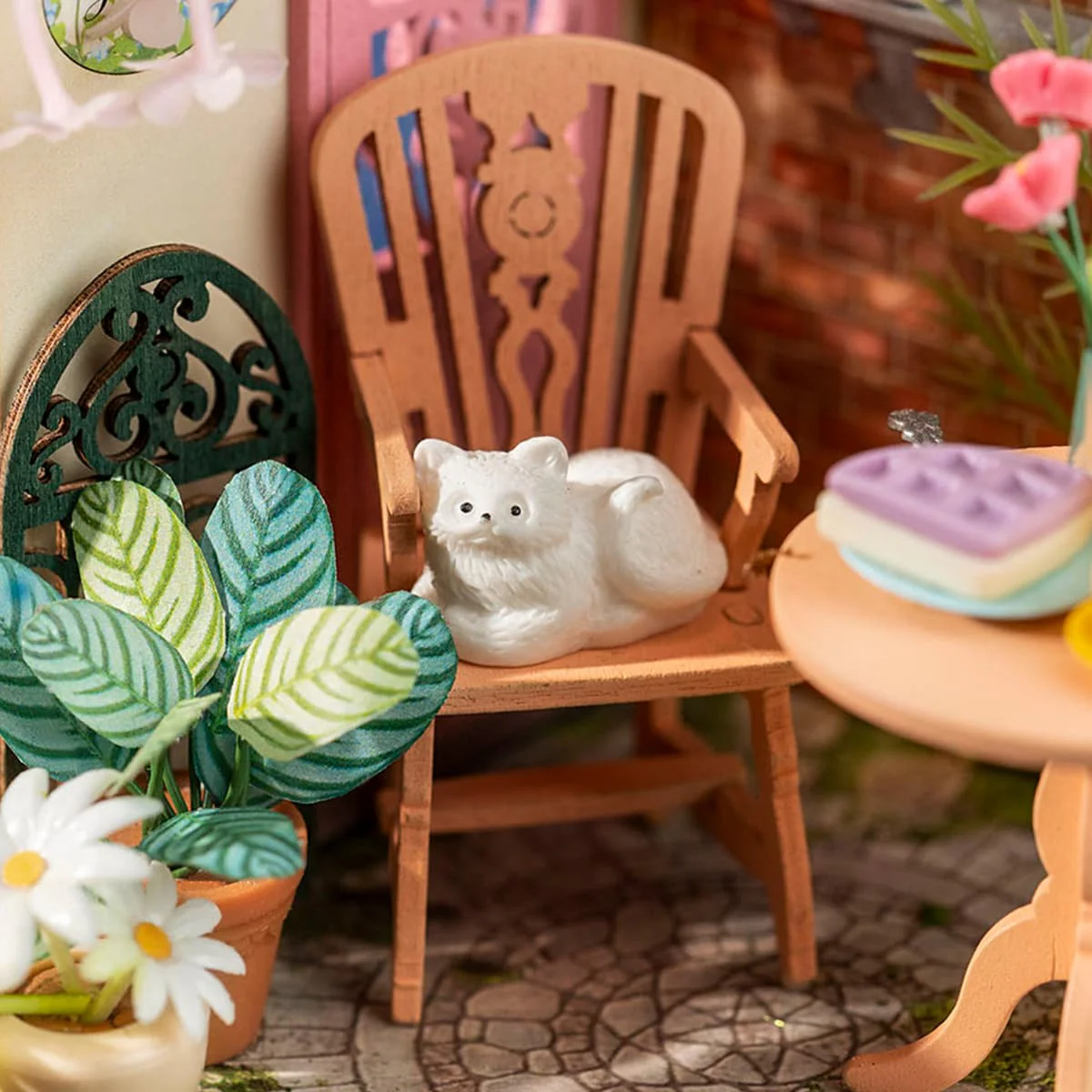 Rolife Fancy Tea Yard DIY Miniature House DS038 - Image 4