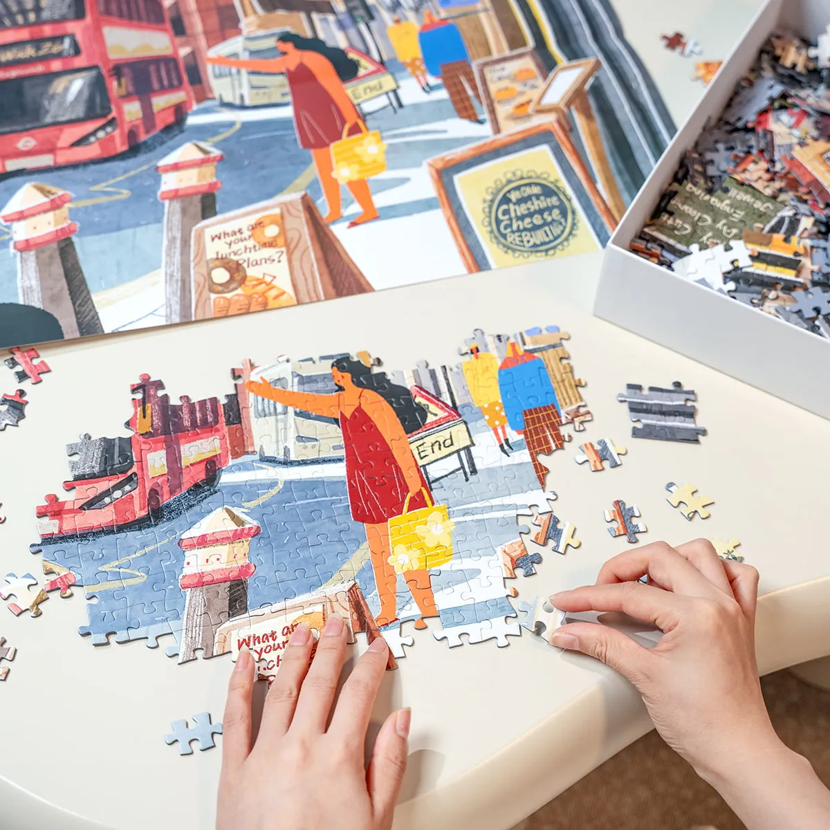 Rolife Jigsaw Puzzle - Walk In London PT003 - 1000 Piece - Image 3