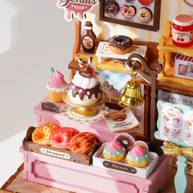 Rolife Sweetie's Donut Shop DIY Miniature House DS051 [PRE-ORDER] - Image 5