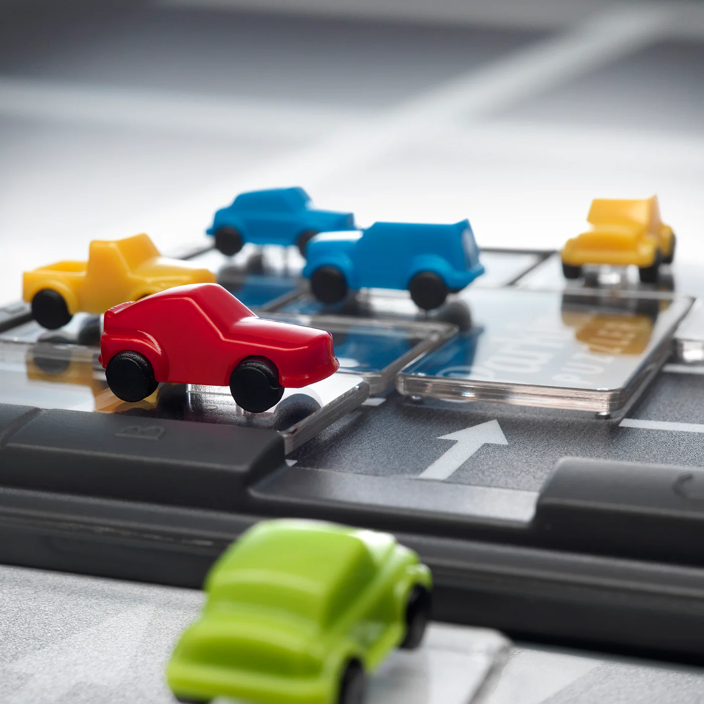 SmartGames - Parking Puzzler Puzzle Game - Image 4